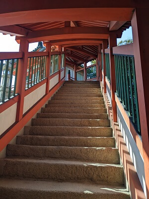 阿伏兎観音堂へ上がる階段